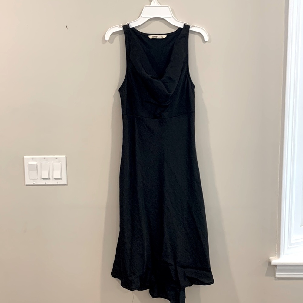 Black classic cocktail dress
